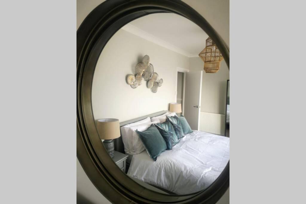 2Thevilla - Great Views, 3 Bedrooms, Parking, Central Location 일프러컴 외부 사진